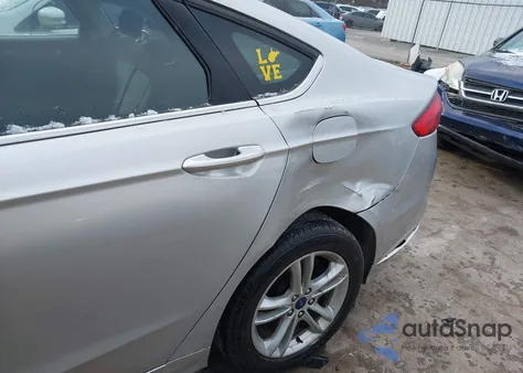 2018 Ford Fusion Se z USA, uszkodzony, nr VIN 3FA6P0H78JR165924